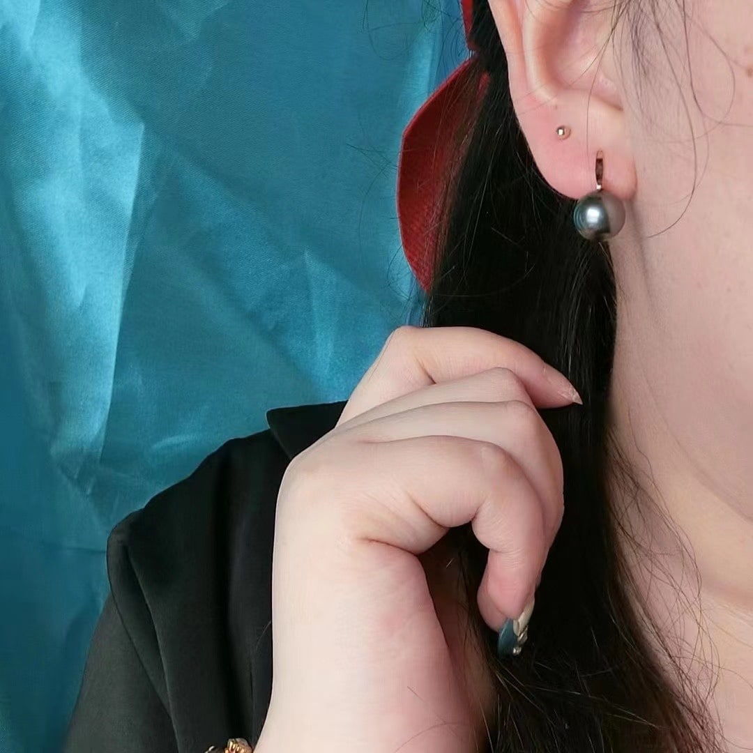 18K Gold Tahitian Sea Pearl Earrings - 8