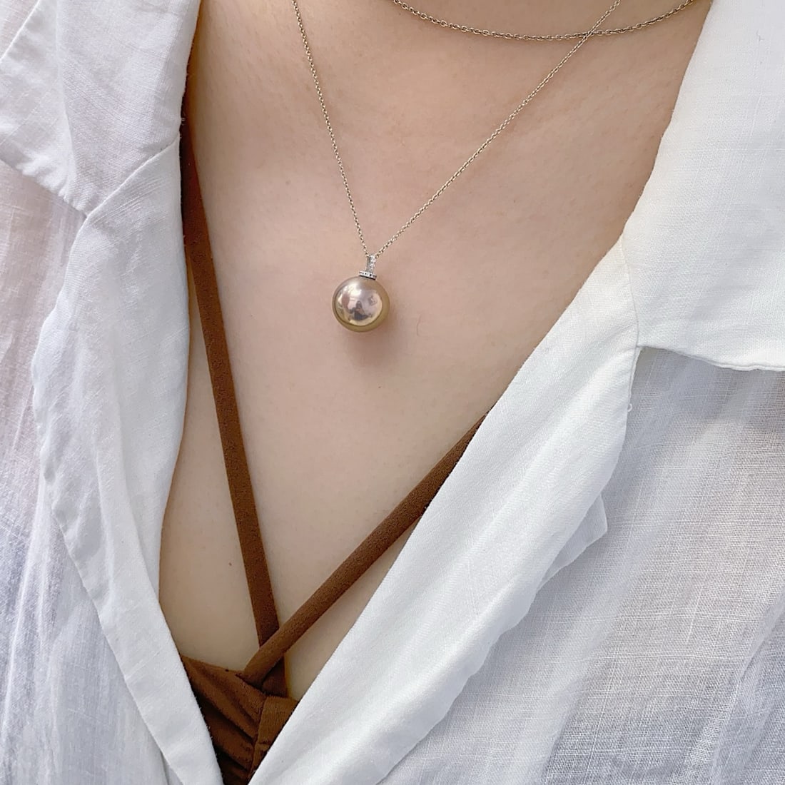 18K white gold freshwater pearl pendant and earring set - 6