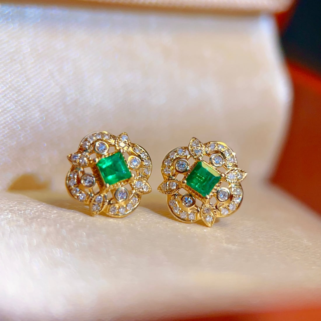 18K gold emerald earrings - 2