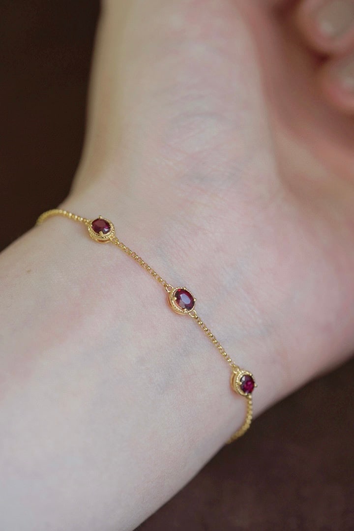 18K Gold Diamond Ruby Bracelet - 7