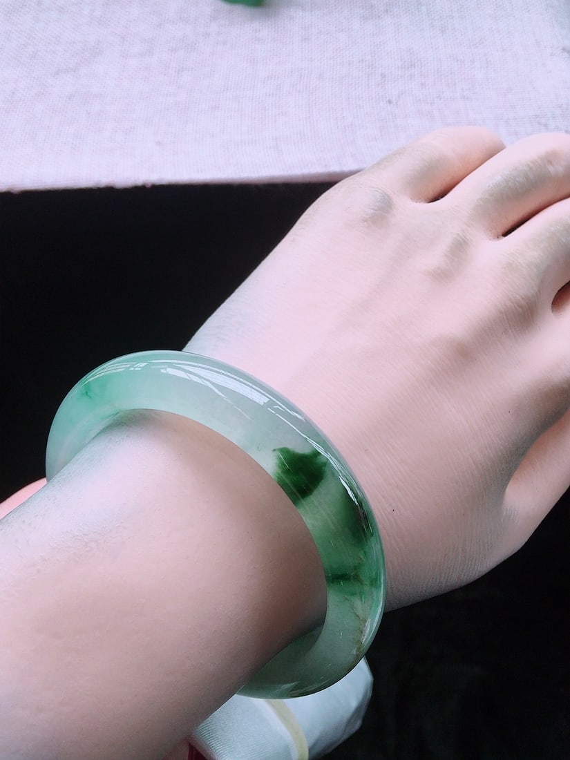 Jade bracelet - 5