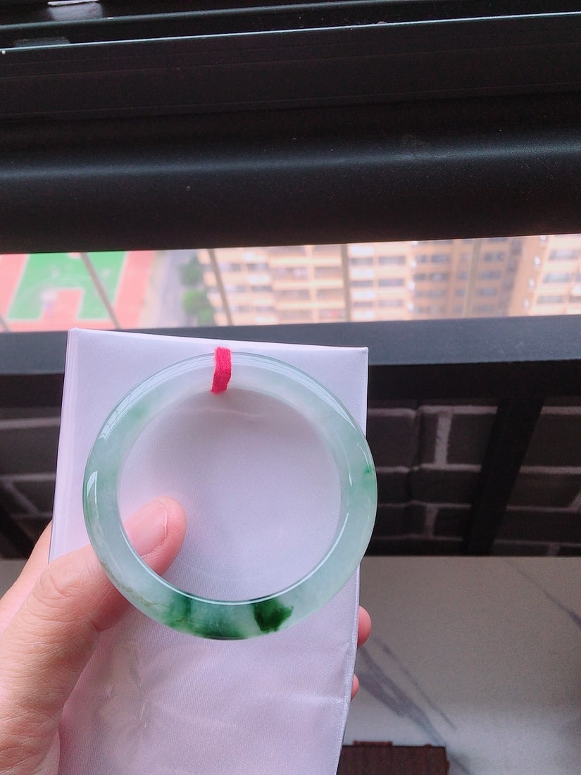 Jade bracelet - 9