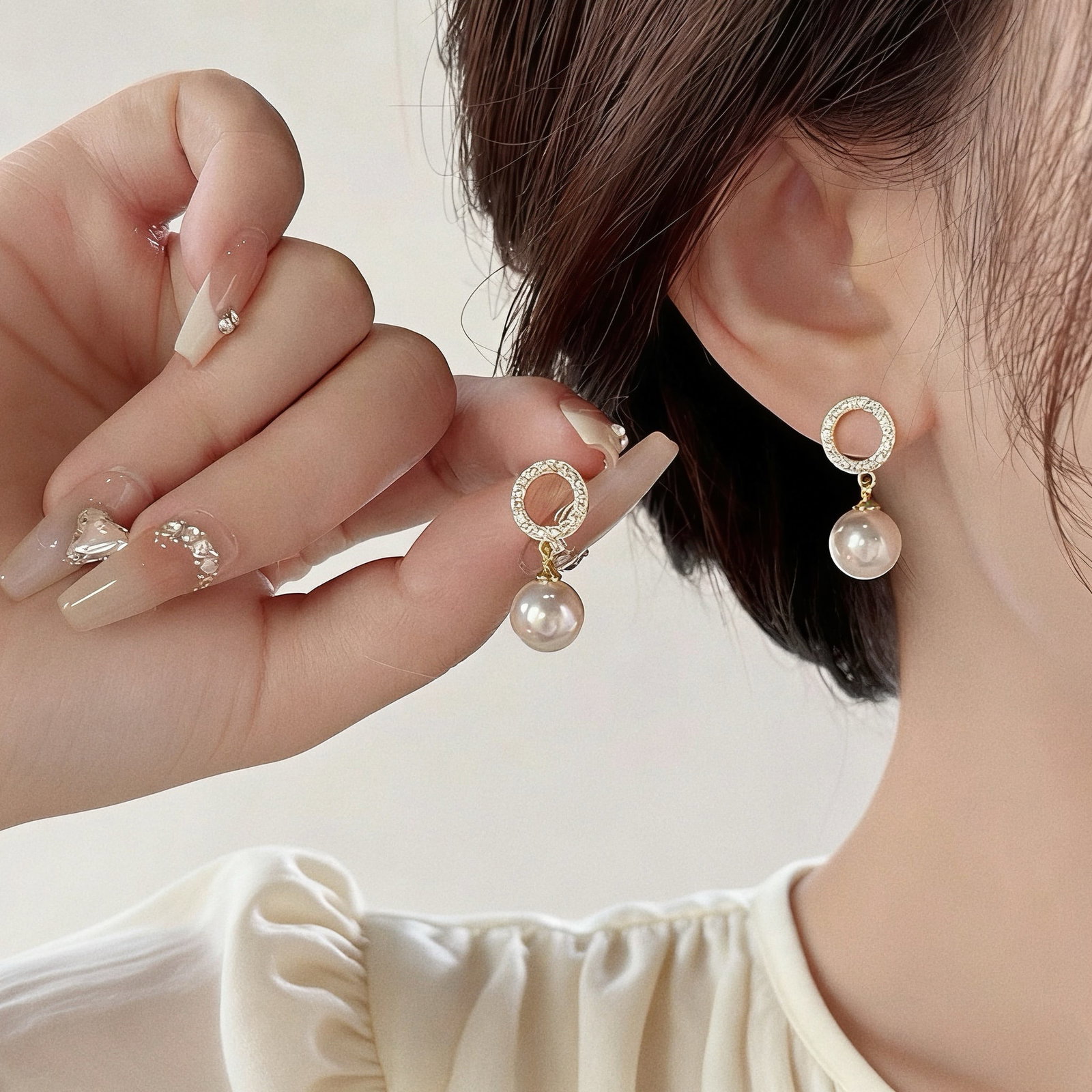 18K gold diamond pearl earrings - 9
