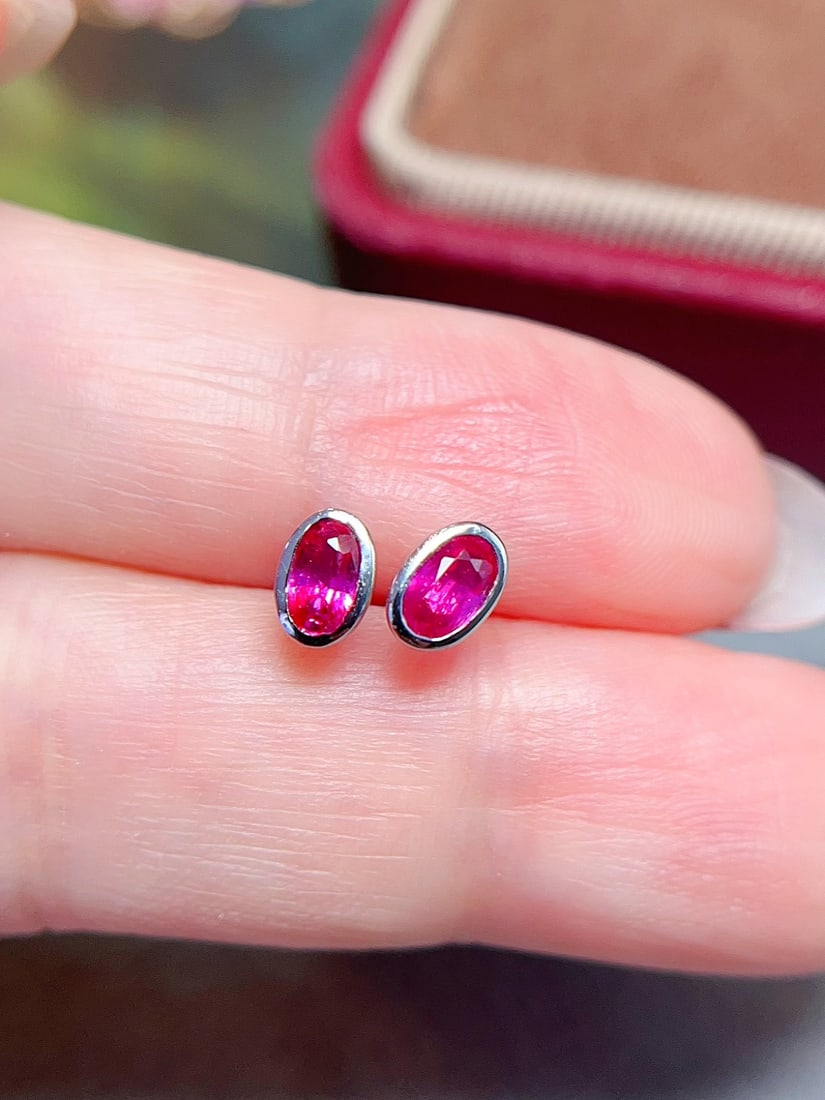 18K gold ruby earrings - 4