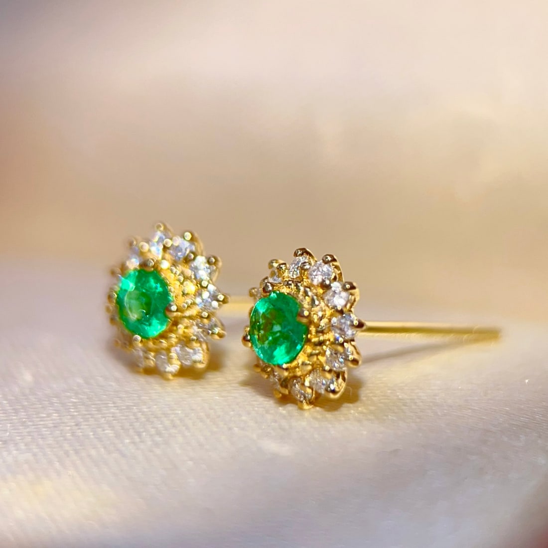 18K gold emerald earrings - 4