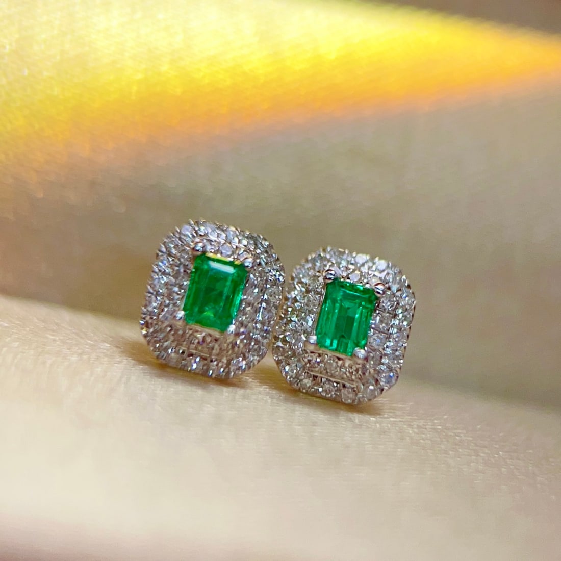 18K gold emerald earrings - 2