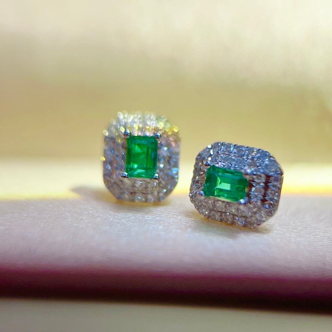 18K gold emerald earrings - 5