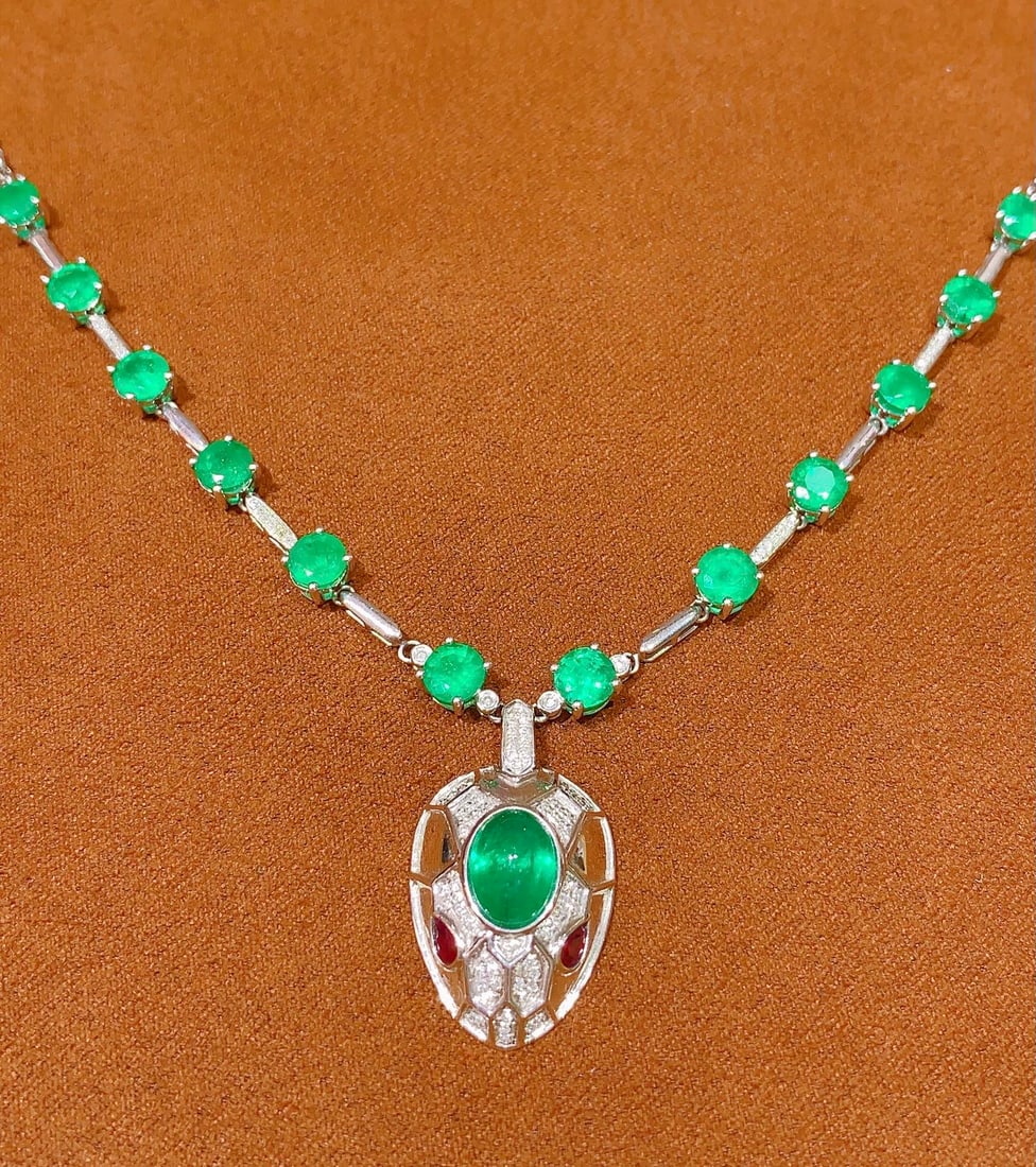 18K Gold Emerald Necklace - 3