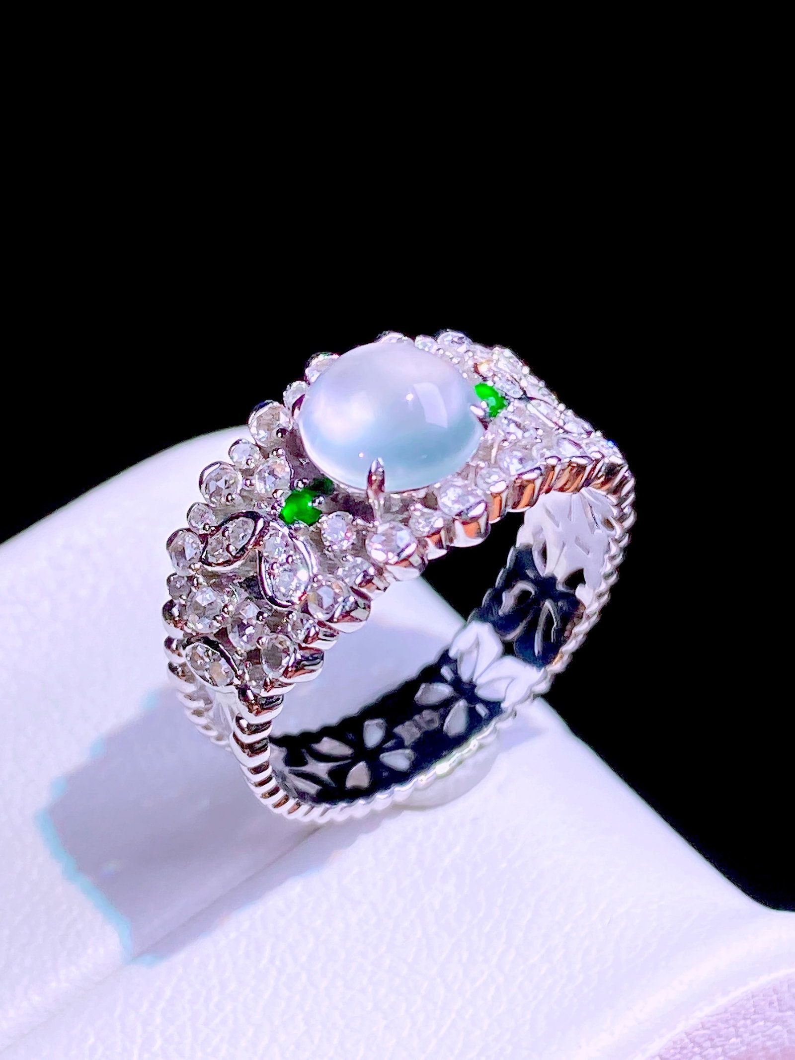 Natural jadeite high ice egg-faced ring - 4