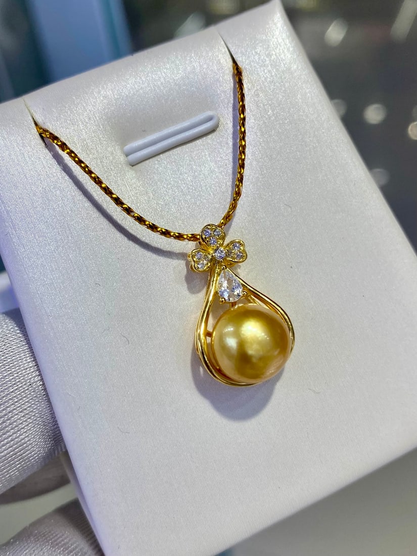 Gold Pearl Pendant (chain not included) - 6