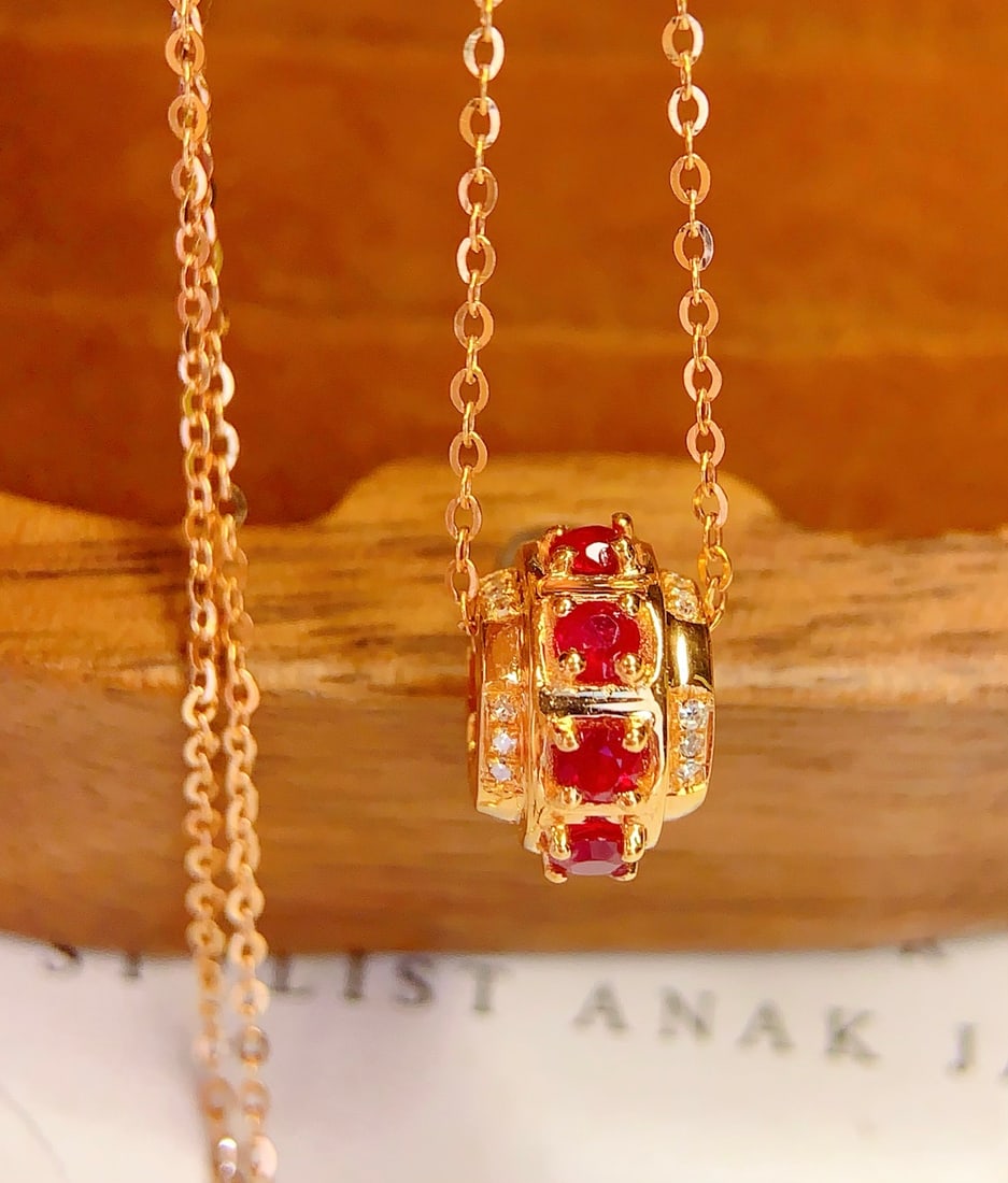 18K Gold Ruby Collarbone Necklace - 5