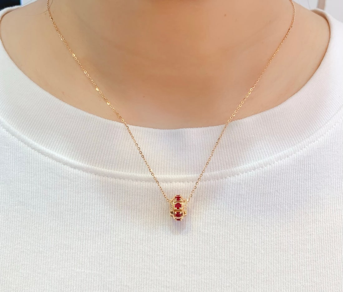 18K Gold Ruby Collarbone Necklace - 6