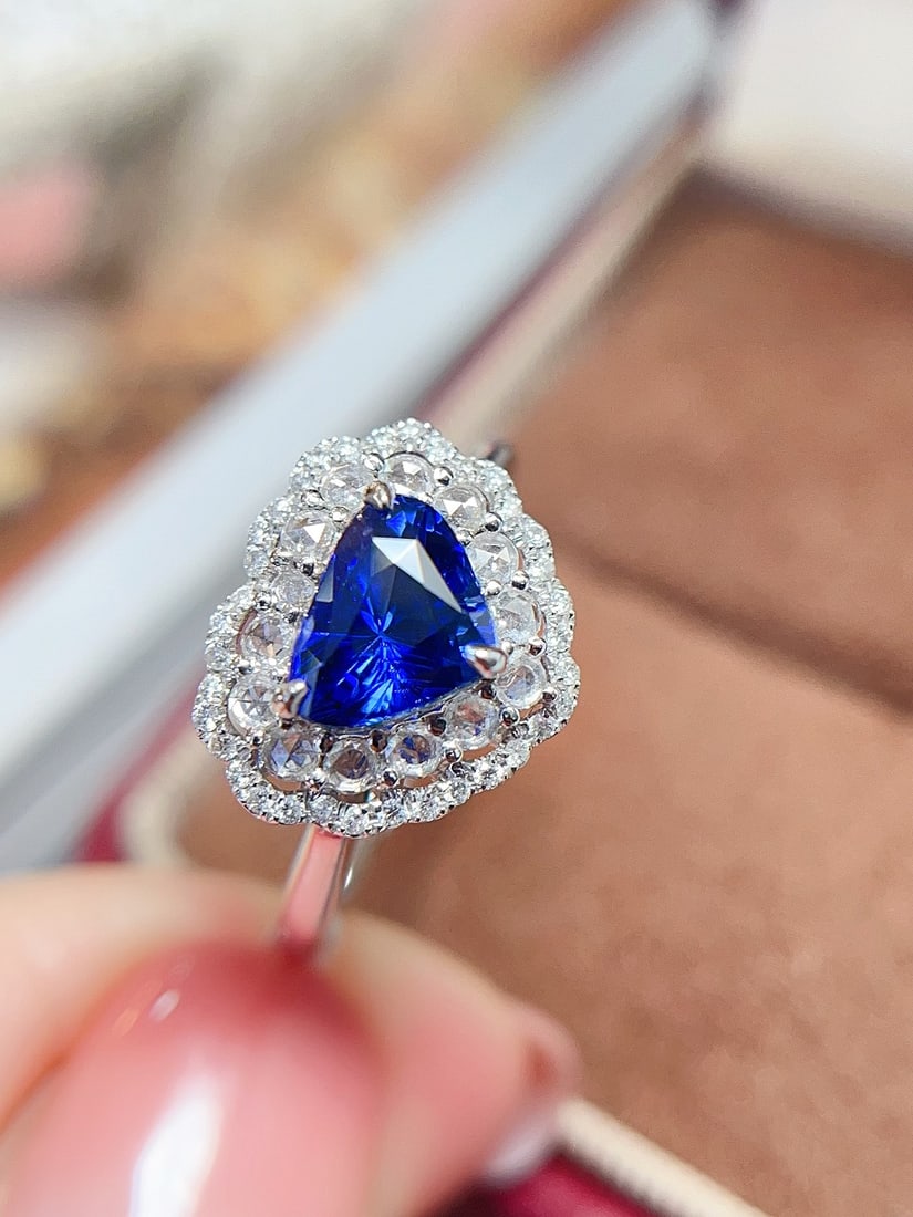 18K gold sapphire ring - 2