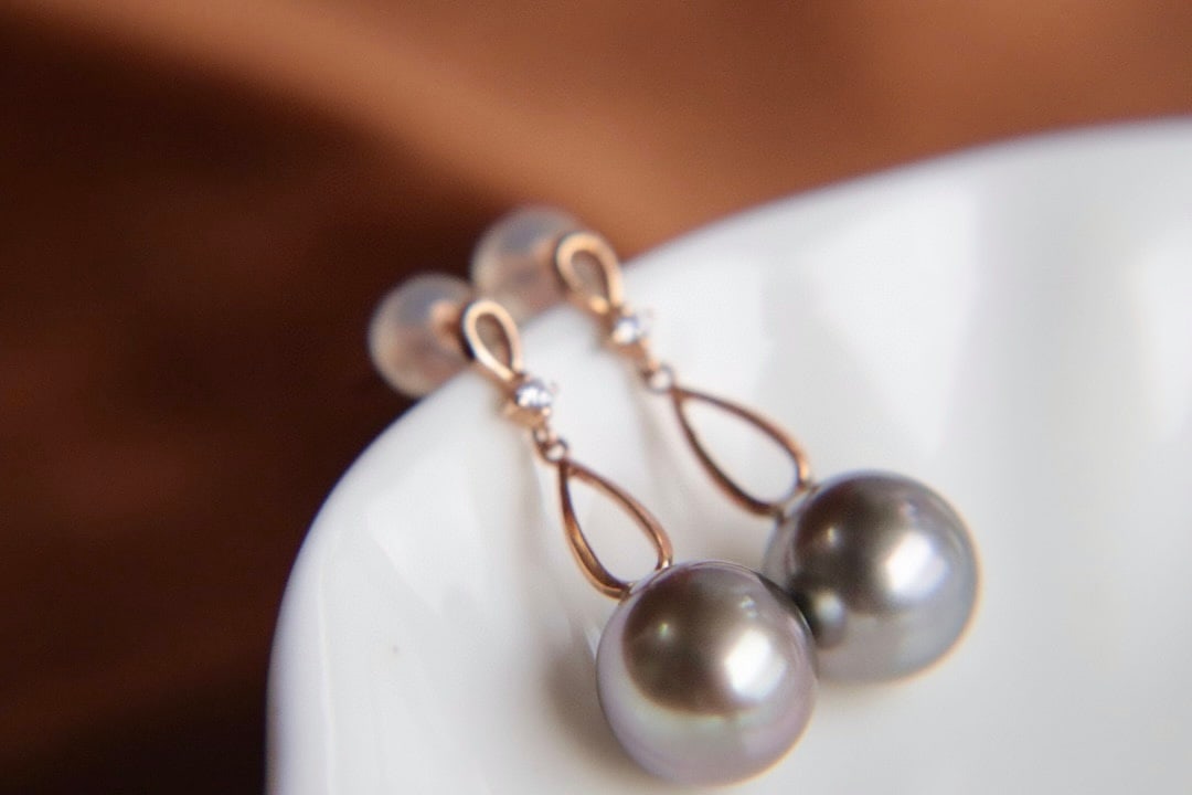 18K gold Tahitian pearl earrings - 7