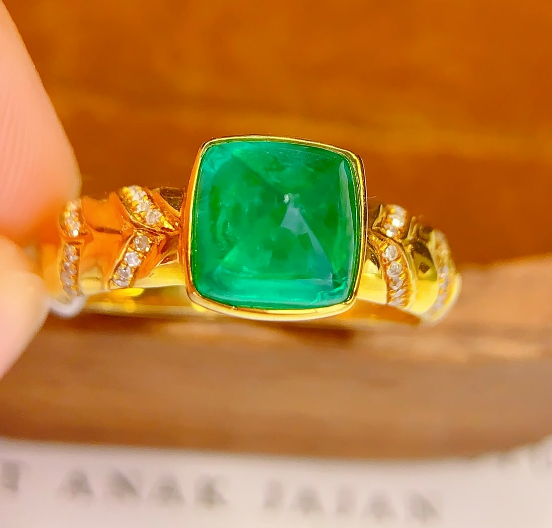 18K Gold Natural Emerald Ring - 5