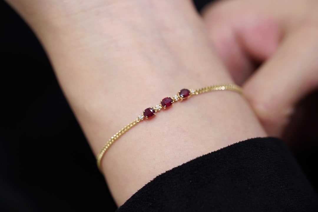18K gold diamond and ruby bracelet - 5