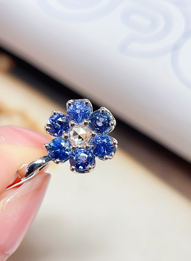 18K gold sapphire pendant (chain not included) - 3