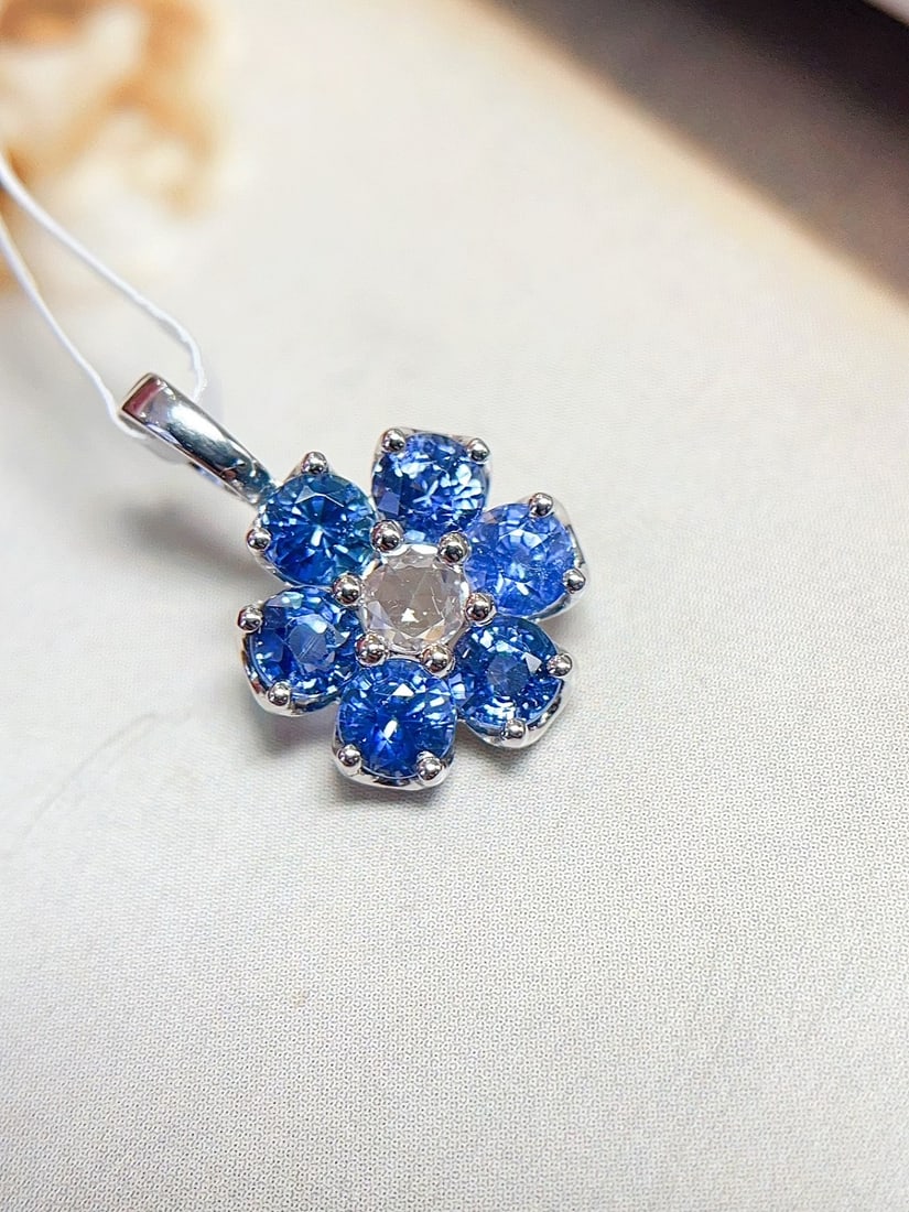18K gold sapphire pendant (chain not included) - 4