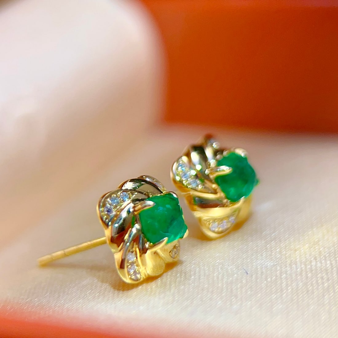 18K gold emerald earrings - 4