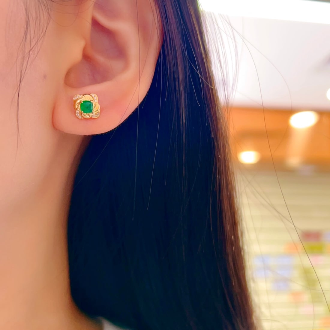18K gold emerald earrings - 6