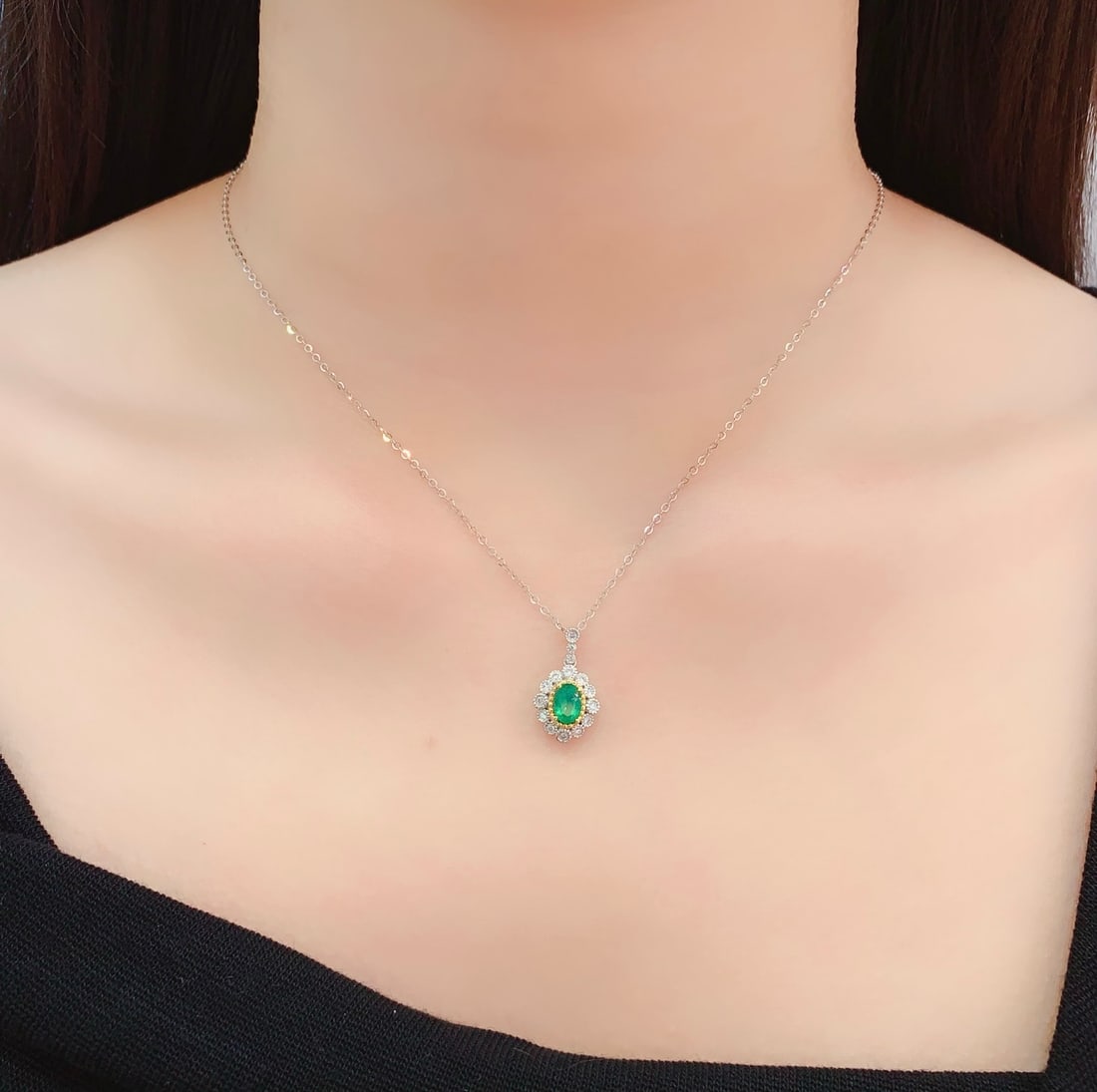 18K gold emerald pendant (chain not included) - 6