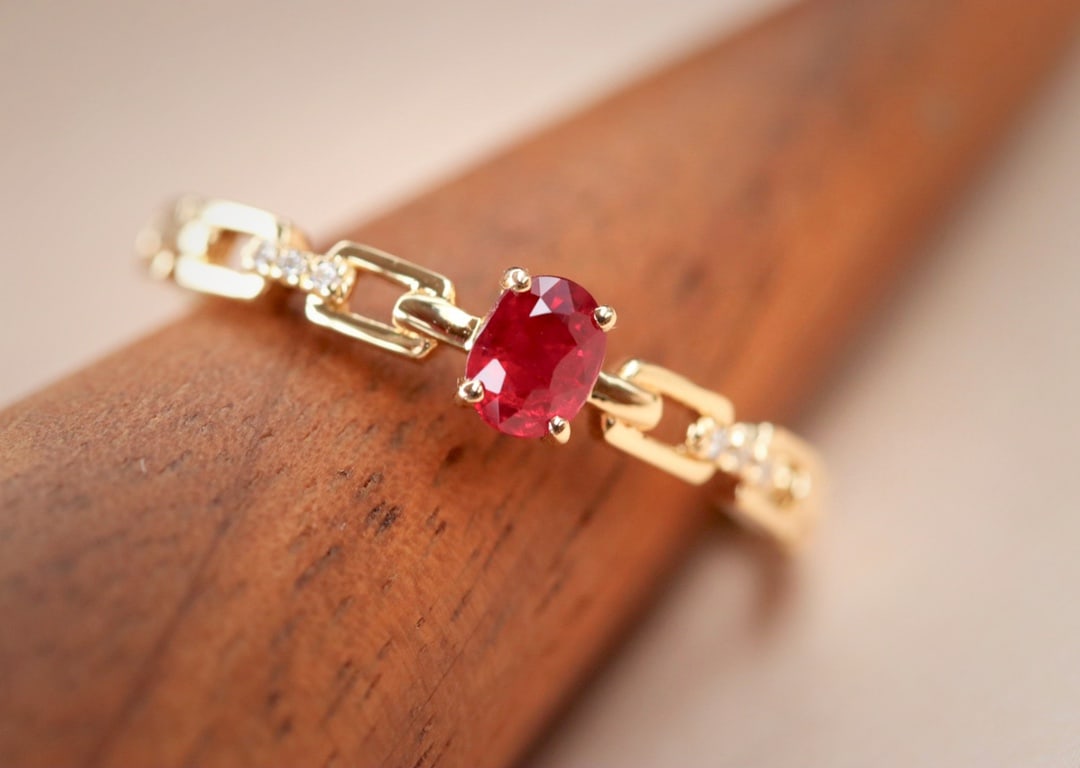 18K gold pigeon blood ruby diamond ring - 7