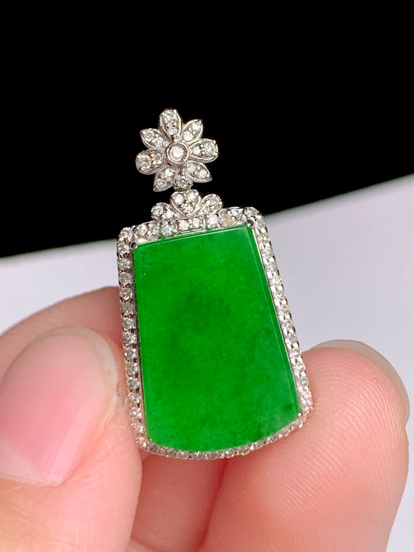 18K gold diamond jade pendant - 3