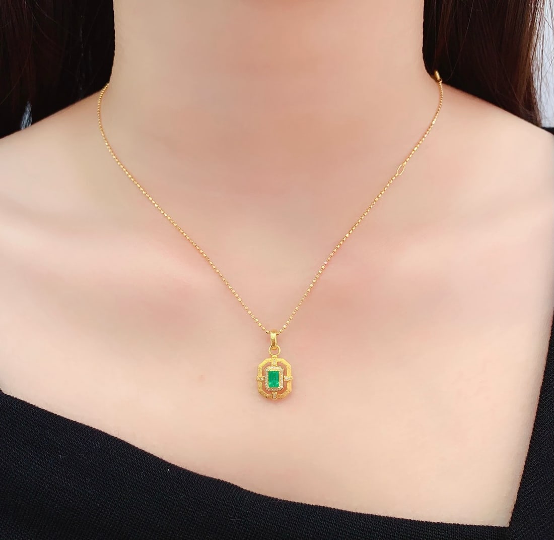 18K gold emerald pendant (chain not included) - 6