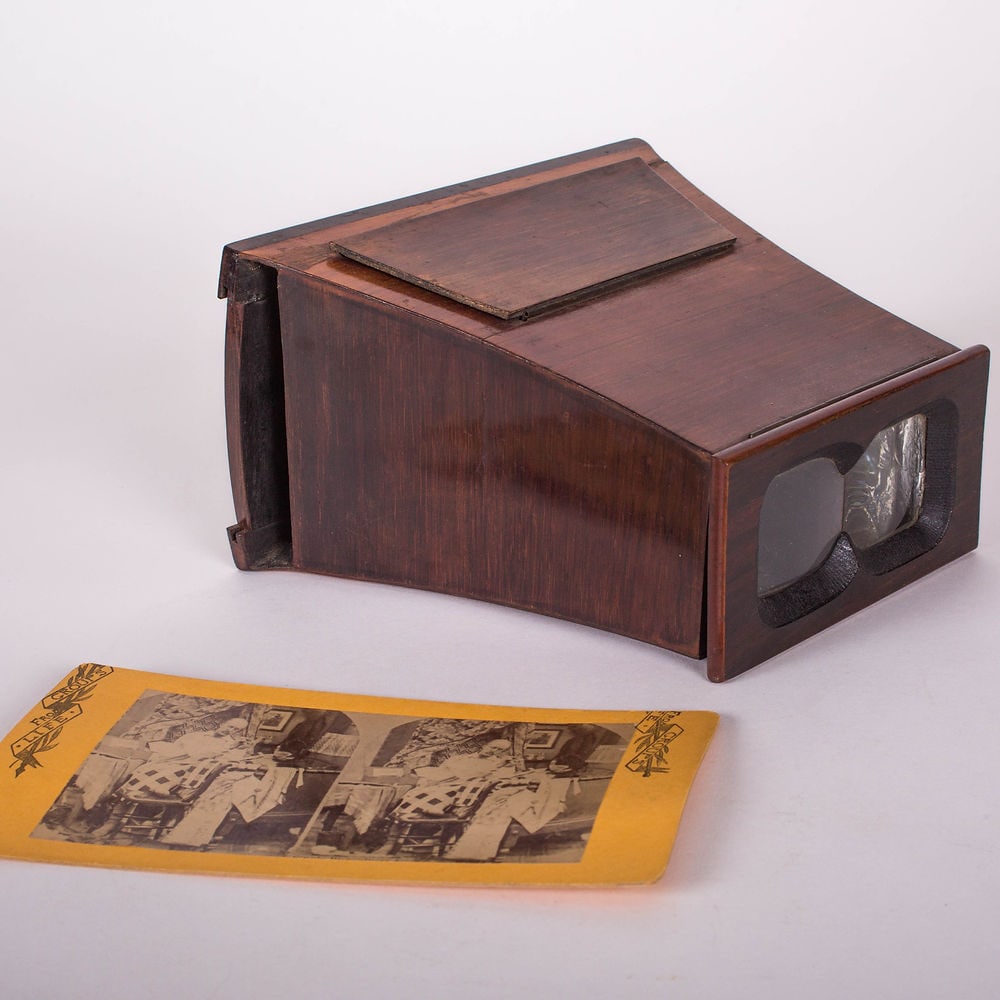 Antique French stereoscopic viewer mahogany 19th. (1 of 4)