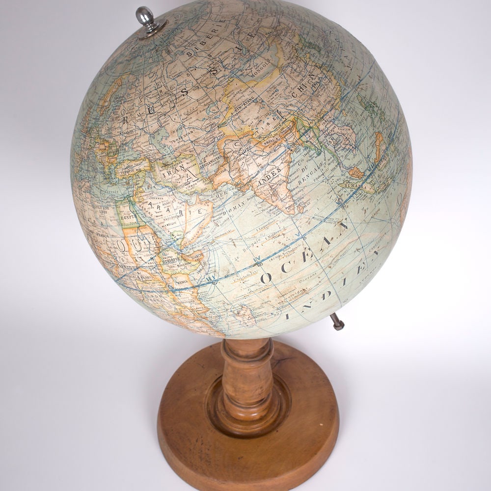 French 17" Girard Barrere et Thomas antique terrestrial globe 17 inches - 2