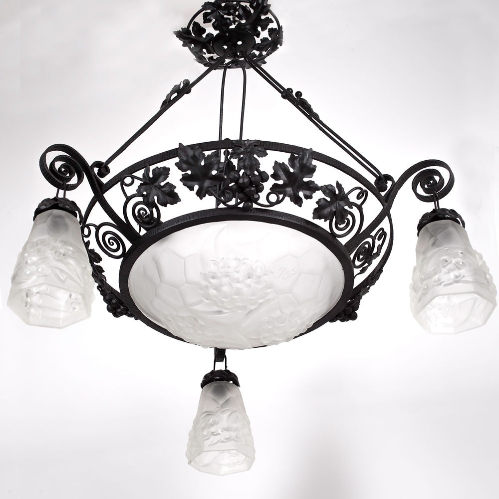 FRENCH Art-Deco Chandelier Degue David Guéron Ros signature pressed glass - 3