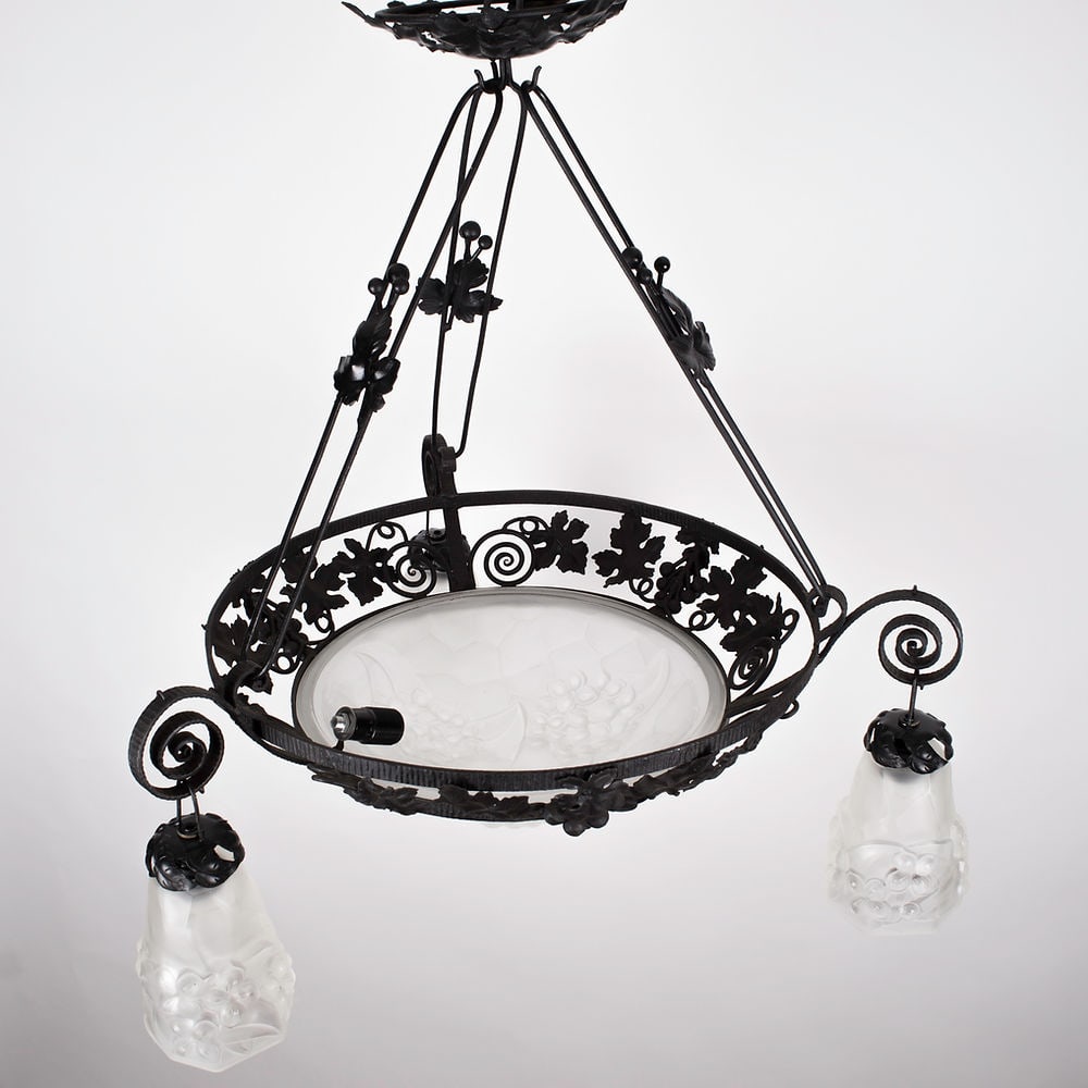 FRENCH Art-Deco Chandelier Degue David Guéron Ros signature pressed glass - 4