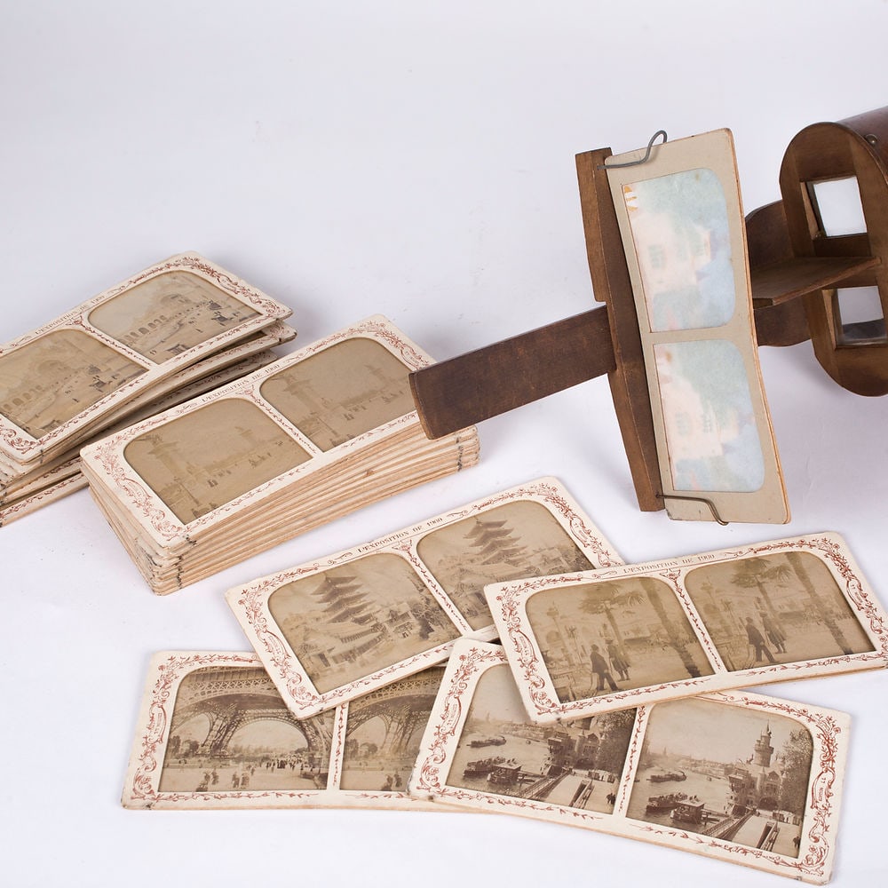 Antique French stereoscopic viewer 19th. with 30 views - 2