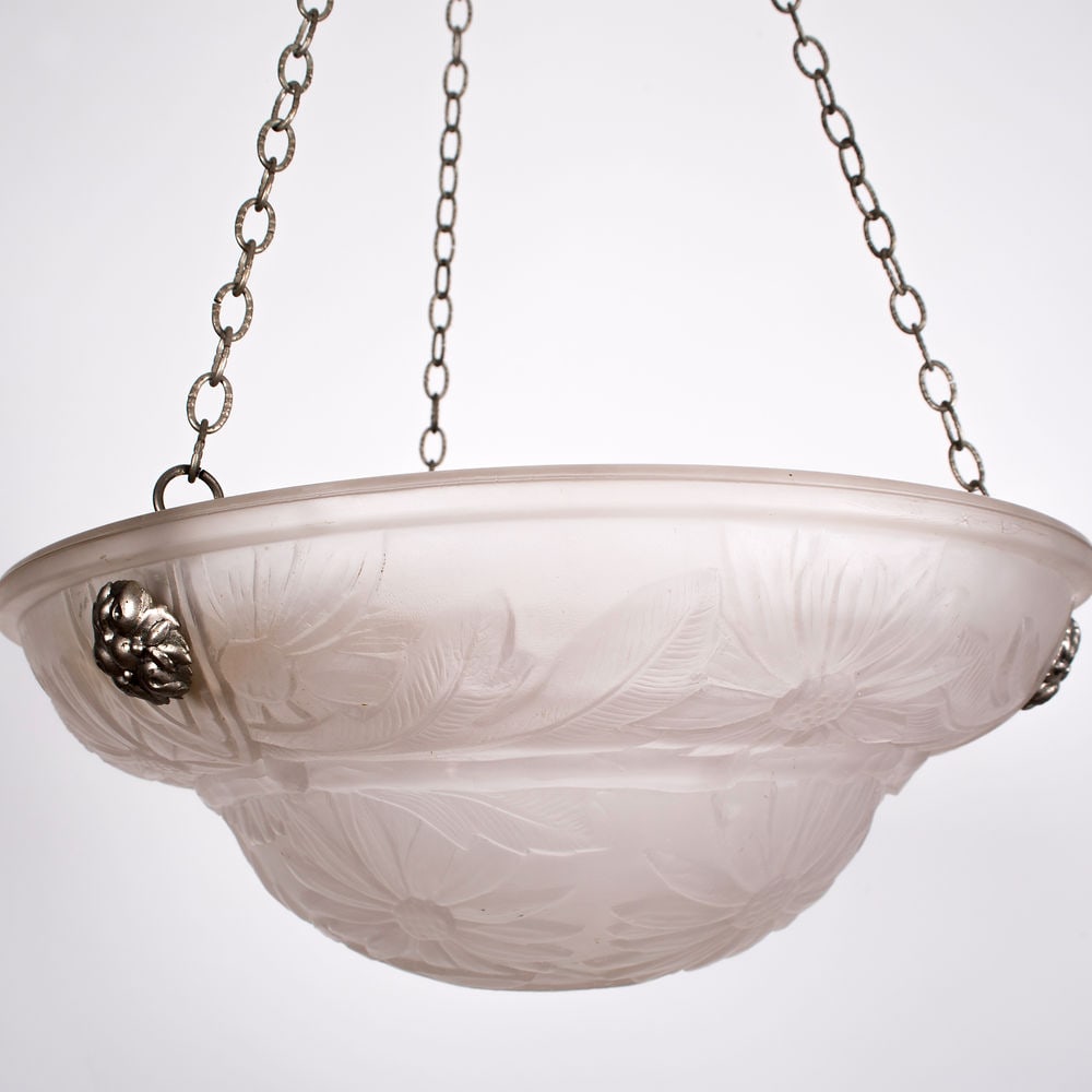 FRENCH ART DECO CHANDELIER white GLASS VERDUN daisy motive - 5
