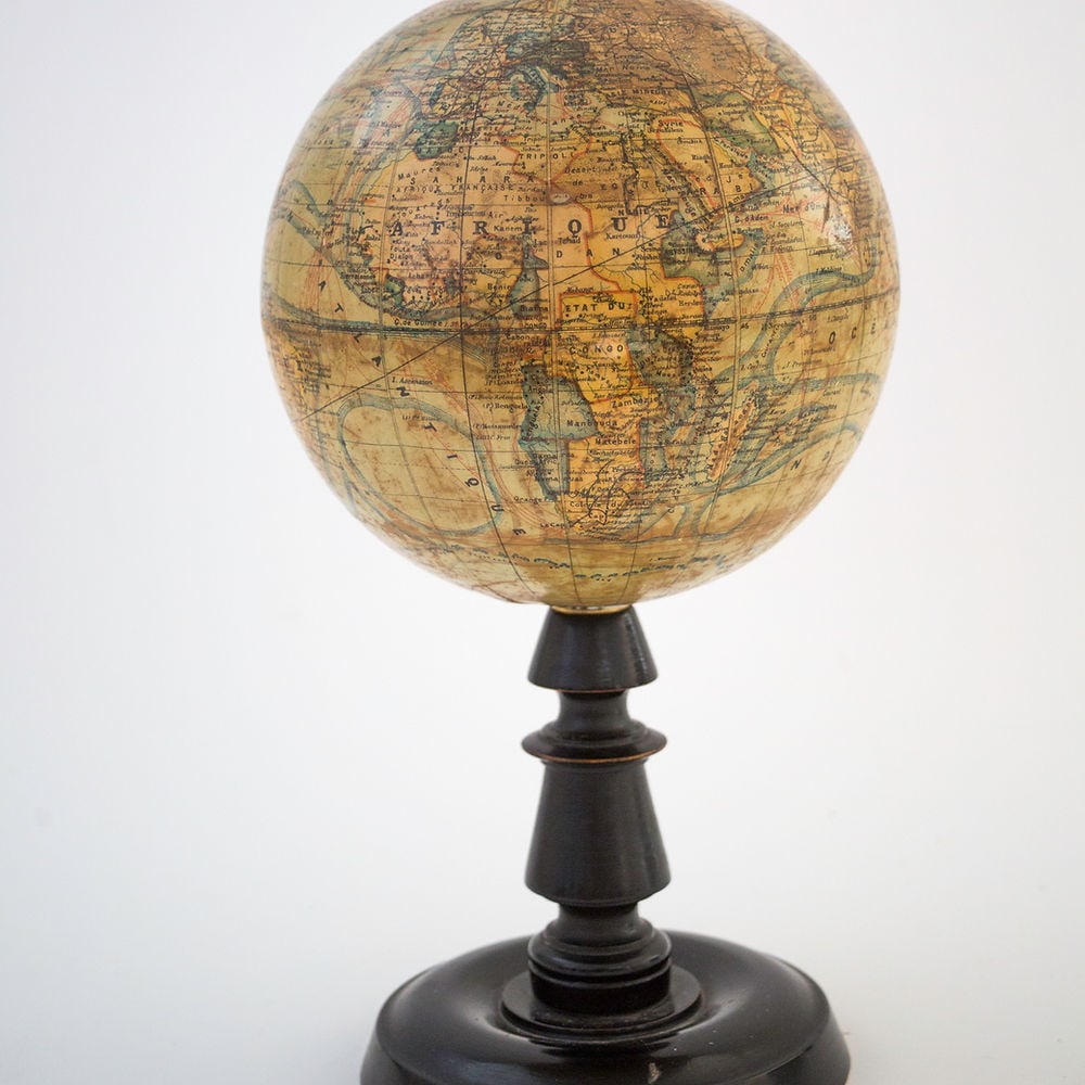1880's 9 " ANTIQUE FRENCH TERRESTRIAL GLOBE Forest mappemonde: This 8 inches French globe is a "Forest " with an address in Paris , 17 rue de Buci ,this company was a School supply company at the turn of the 19th.century which disappeared in the early XX century.