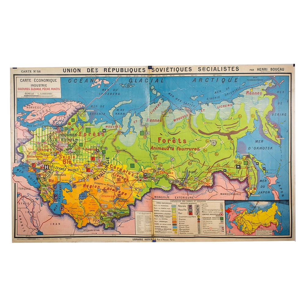 Large French map of the USSR /URSS 1970 school aid Soviet Union: Large and collorful school aid french map from 1970 , Union des républiques socialistes soviétiques , Soviet Union , a now disolved country since 1989 , fresh color with one side being about