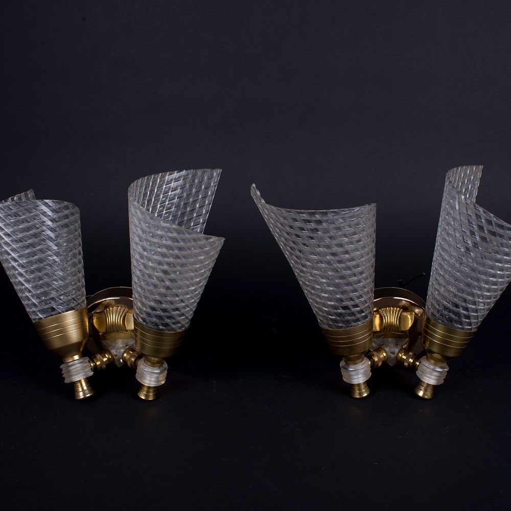 pair of Sconces maison Lunel French mid century: Raymond Lunel started Edition lunel in 1950 , the use of brass including a mix of modern and classical design is congruent with his production .Working in close collaboration with the like of Guariche