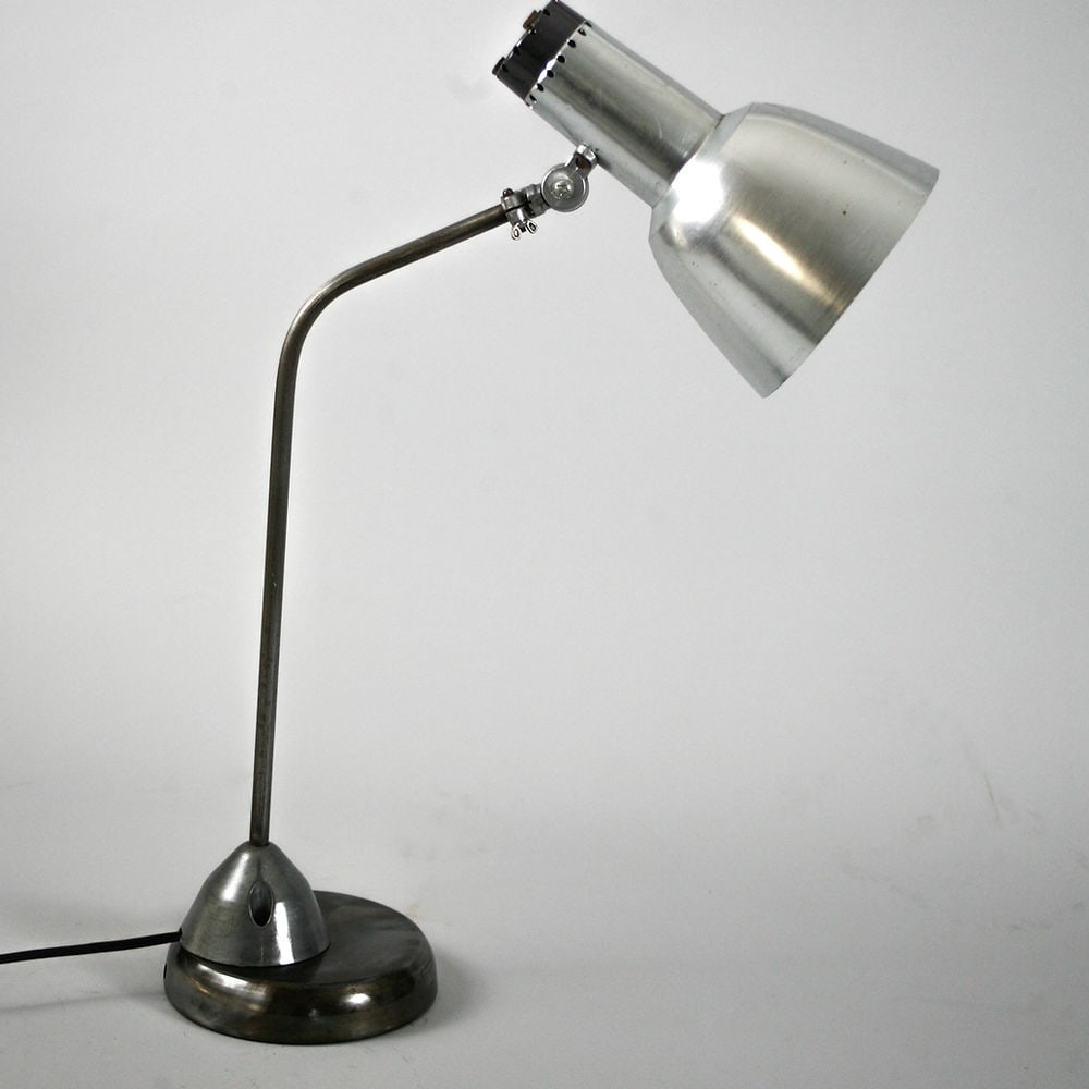 Guariche cocotte style desk mid century task lamp French: French mid century desk lamp , attributed to Guariche who created several " cocotte " light similair to this modele; H.16 Globe D.5 rewired with US socket Reserve: $240.00 Shipping: Domestic: Flat-rat