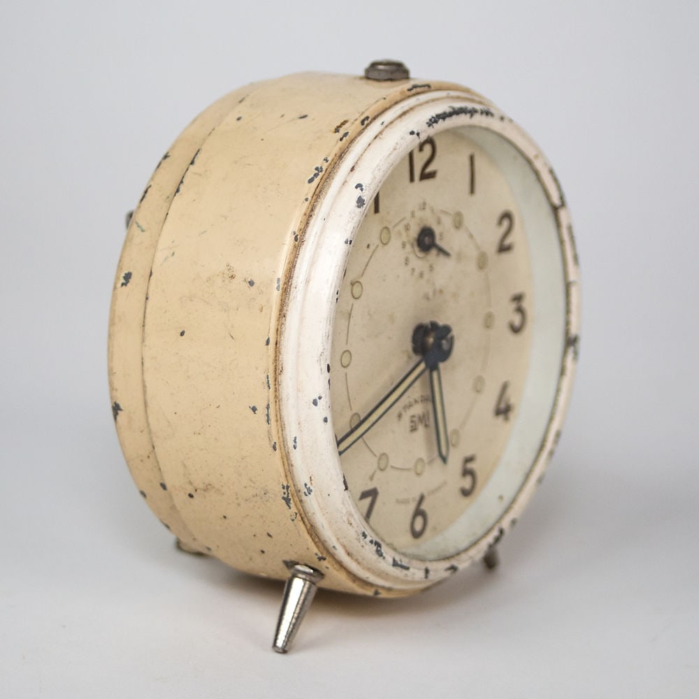French white Art Deco alarm Clock SMI France - 2