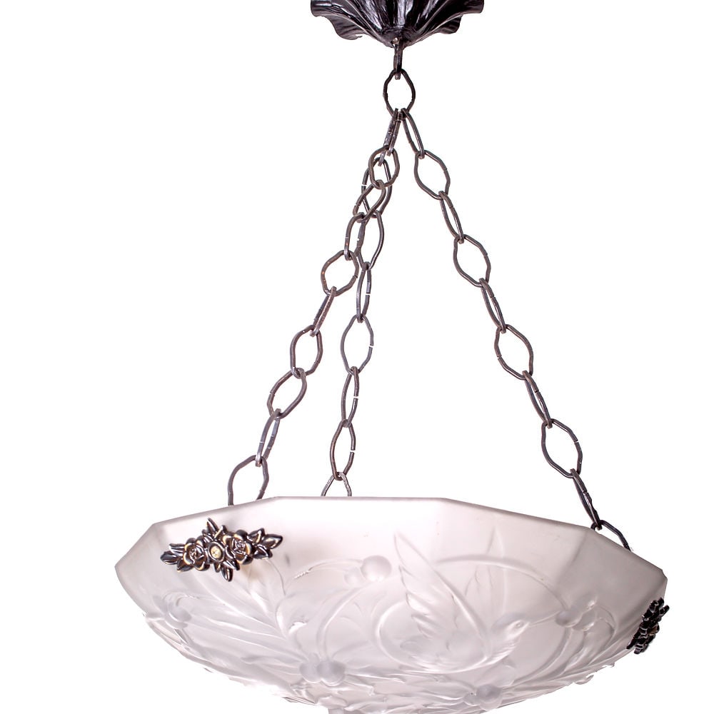 FRENCH ART DECO CHANDELIER GLASS MULLER birds motive: This chandelier, crafted in France during the late 1920s to early 1930s, is an unsigned piece by the Muller brothers , whose renowned work was highly desired for their chandeliers and art glass pieces