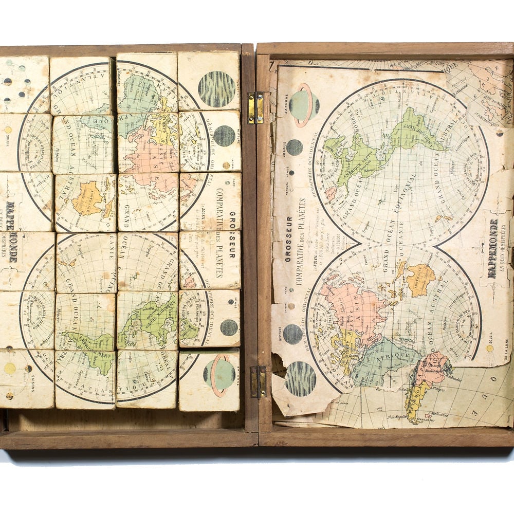 Puzzle box with wood cubs with maps of the worlds atlas 1890 french - 6