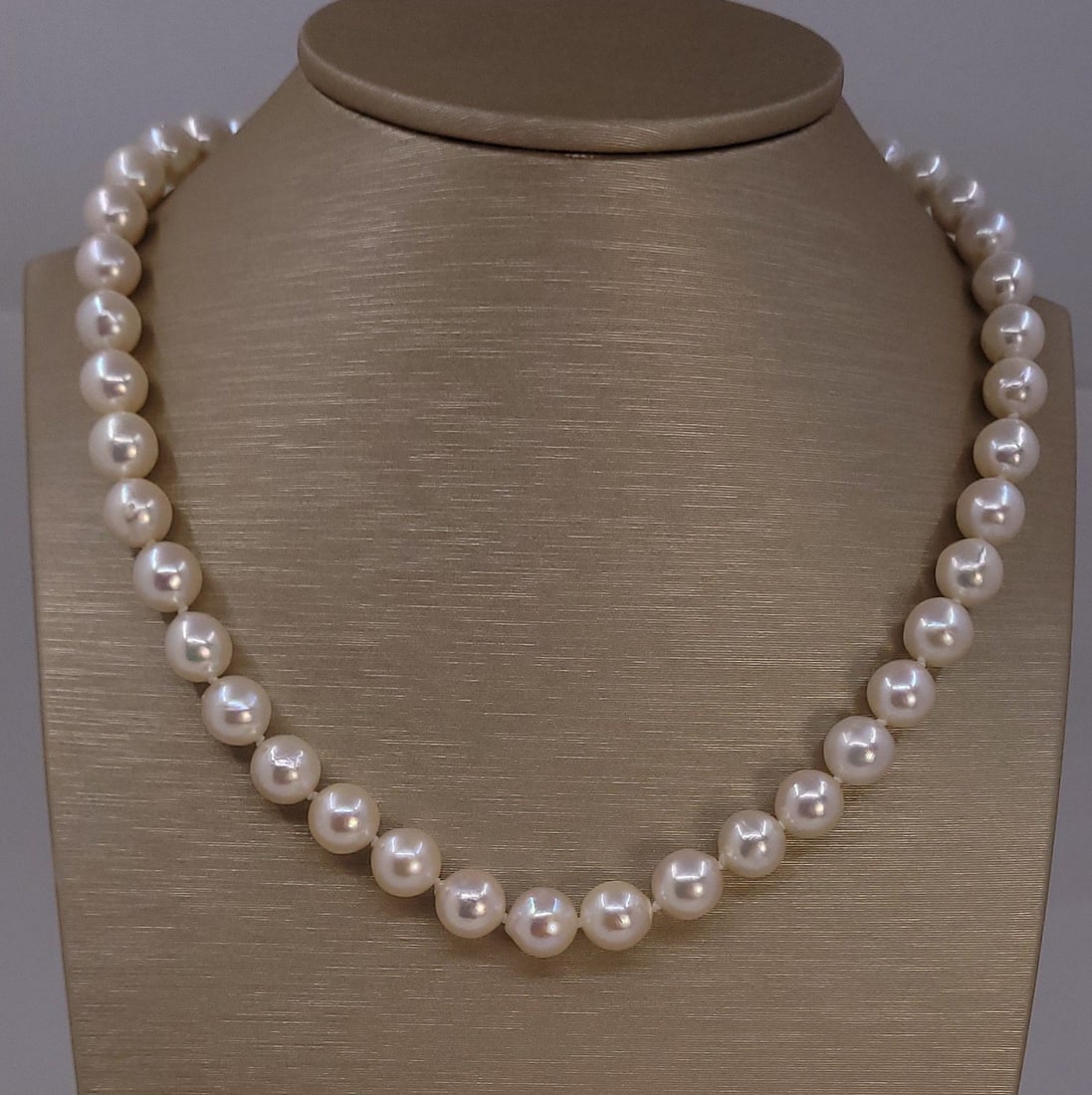 Necklace 9x9.5mm Akoya Pearls - 5