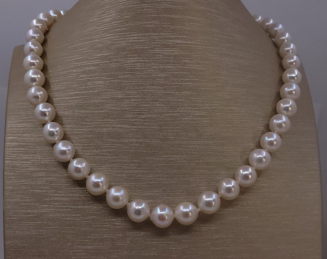 Necklace 9x9.5mm Akoya Pearls - 6