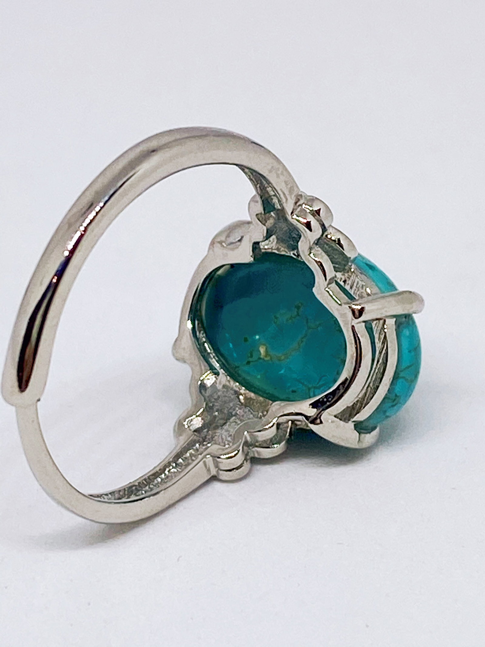 Gemstone Arizona Kingman Gold Web Turquoise silver ring - 5