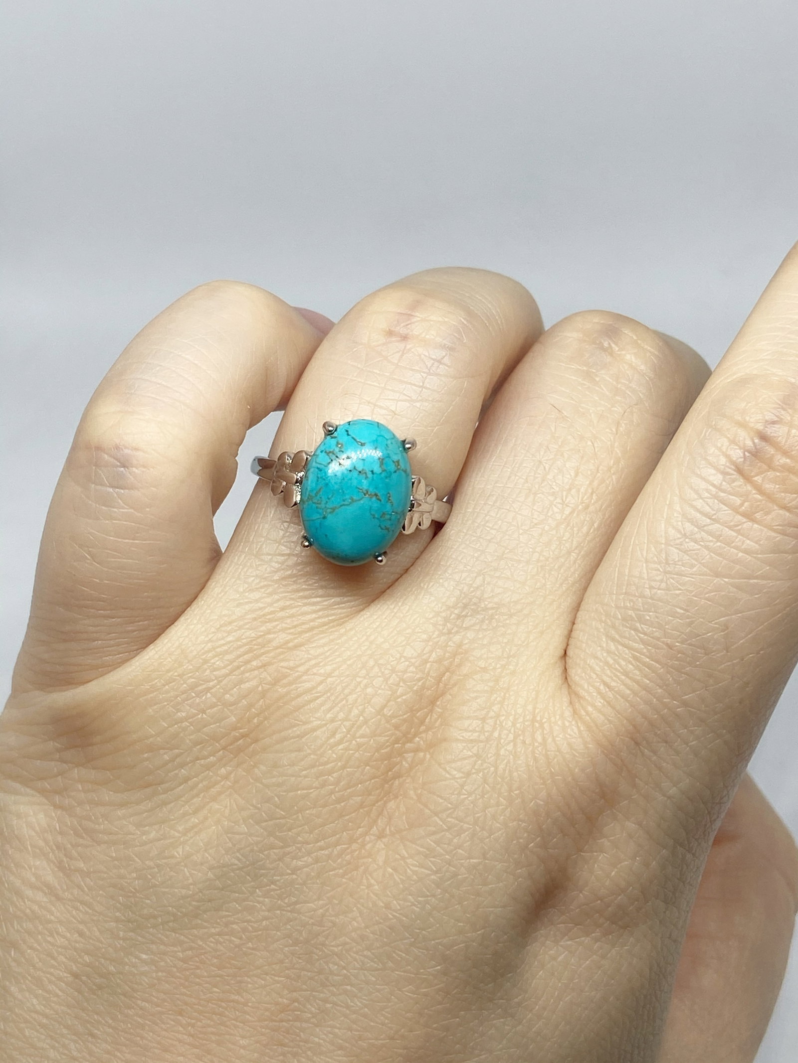 Gemstone Arizona Kingman Gold Web Turquoise silver ring - 6