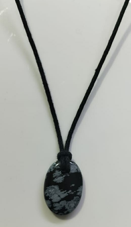 Snowflake Obsidian Oval Pendant With Adjustable Black Cord: Title:Snowflake Obsidian Oval Pendant With Adjustable Black Cord Description:Pendant DetailDesign : Oval Pendant With Adjustable Black Cord Stone Name : Snowflake ObsidianColor : Black & WhiteMeasurme