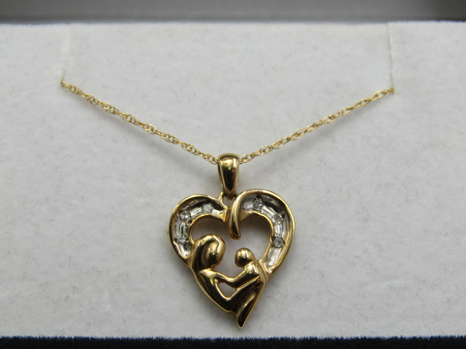 Vintage 10kt Mother & Child Diamond Heart Necklace, 18", Two-Tone (1 of 6)