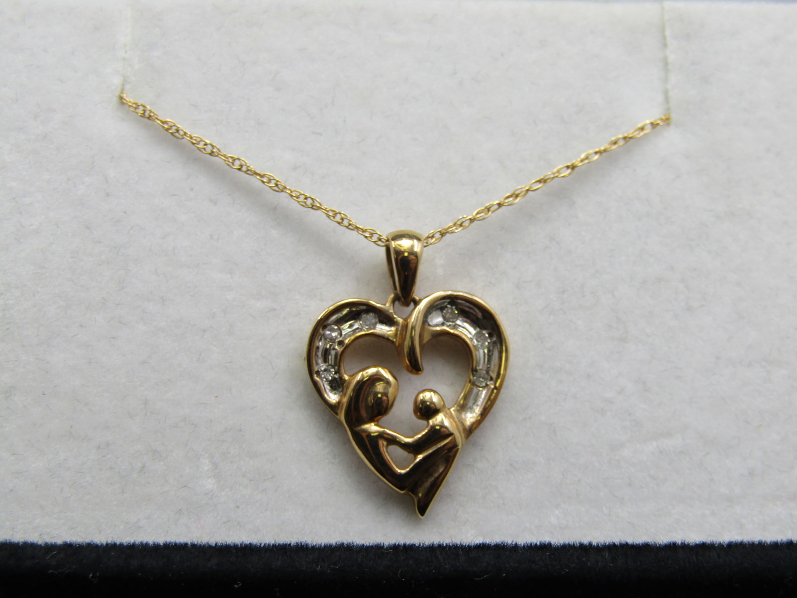 Vintage 10kt Mother & Child Diamond Heart Necklace, 18", Two-Tone - 2