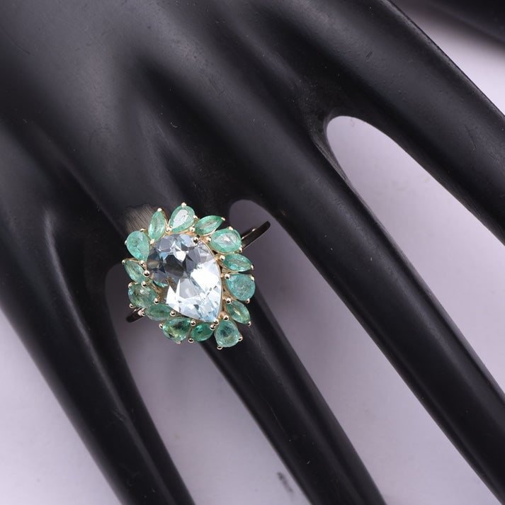 4.26 Ct Pear Aquamarine 9K Gold Ring - 2