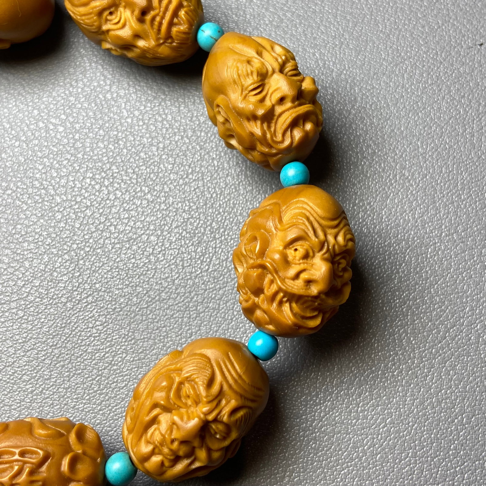 Chinese Olive Pit Hand Carved Double-sided 18 Arhat Bracelet Buddha Amulet - 8